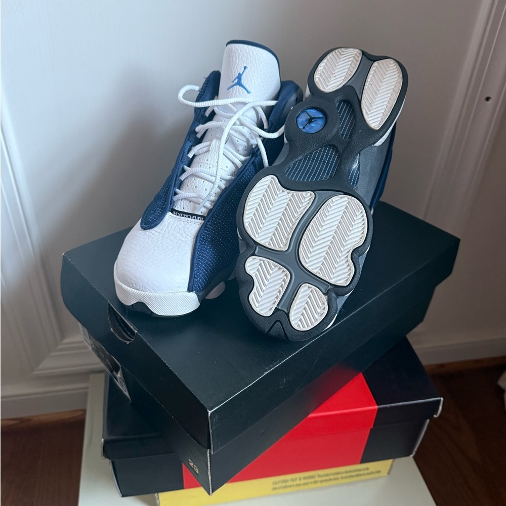 Jordan 13 Retro Navy and University Blue - Picture 2 of 10